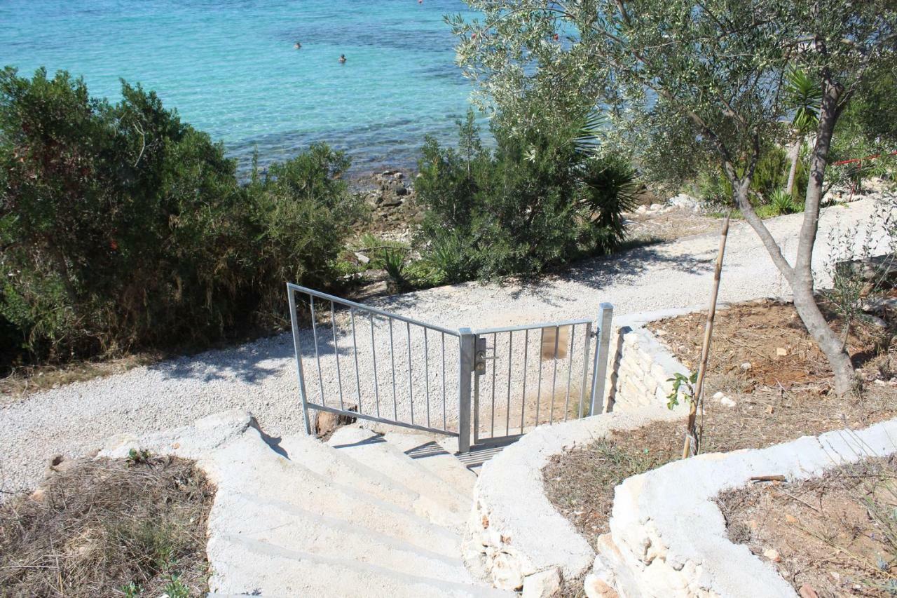 Apartments Andrea فيلا لوكا المظهر الخارجي الصورة