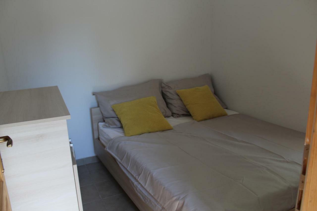 Apartments Andrea فيلا لوكا المظهر الخارجي الصورة