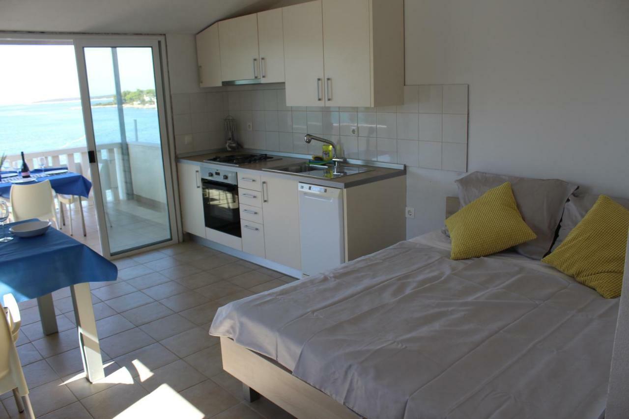Apartments Andrea فيلا لوكا المظهر الخارجي الصورة